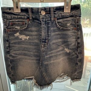 American Eagle mini skirt